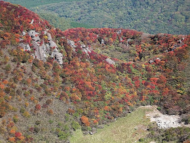 三俣山大鍋の紅葉