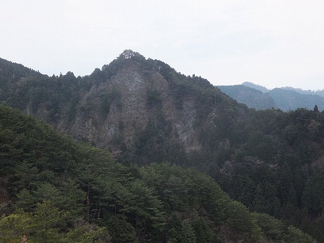 英彦山　ドクロ岩（双戸窟）